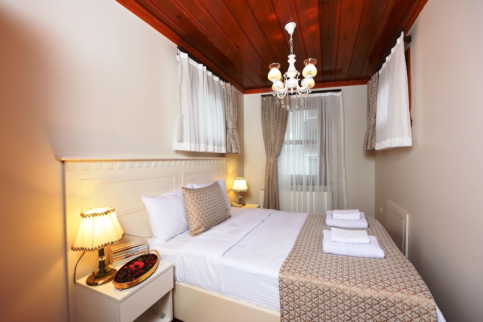 Elyka Hotel Istanboel Buitenkant foto