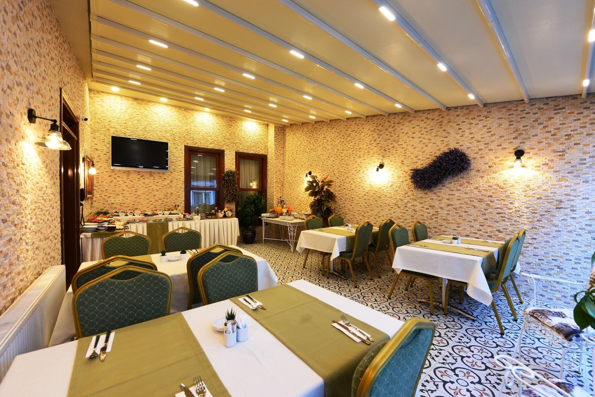 Elyka Hotel Istanboel Buitenkant foto
