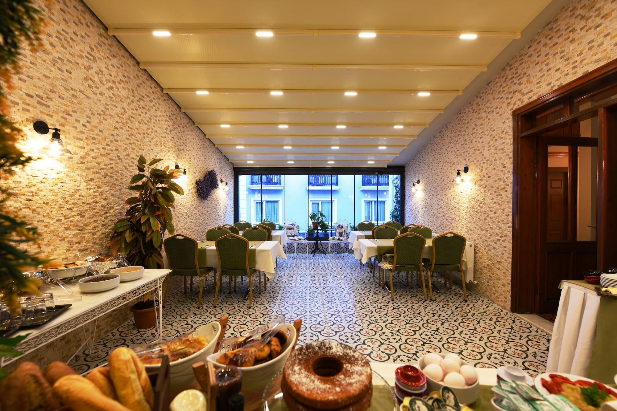 Elyka Hotel Istanboel Buitenkant foto